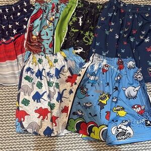 Bundle of lacrosse Unlimited and flow society, lacrosse shorts, size youth large